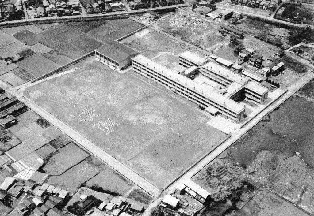 小岩高校航空写真